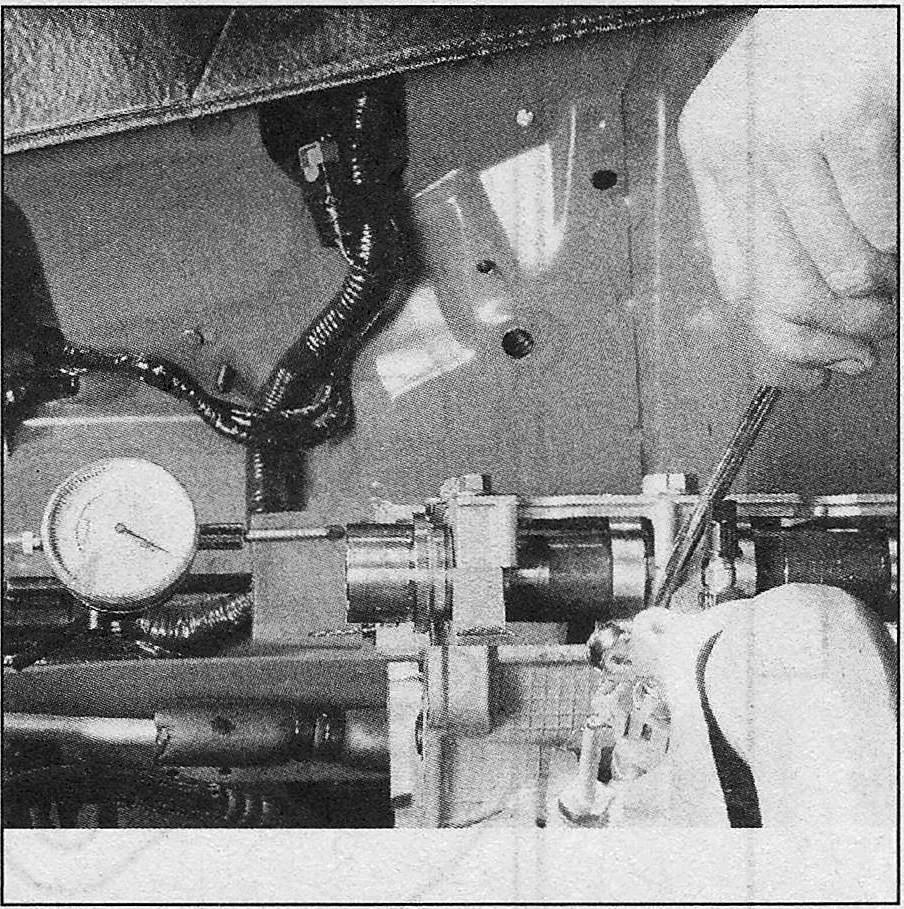 Ford F150 V8 engine_Camshaft(s) - removal, inspection and installation _Camshaft end play can be checked by setting up a dial indicator off the front of the camshaft and prying the camshaft gently forward and back